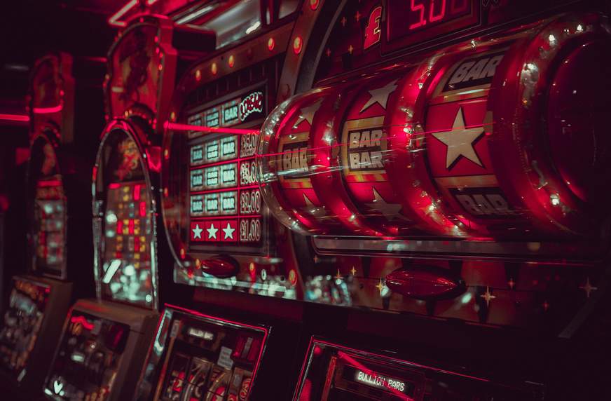 Guide Ultime : Inscription et Bonus au Casino Plinko